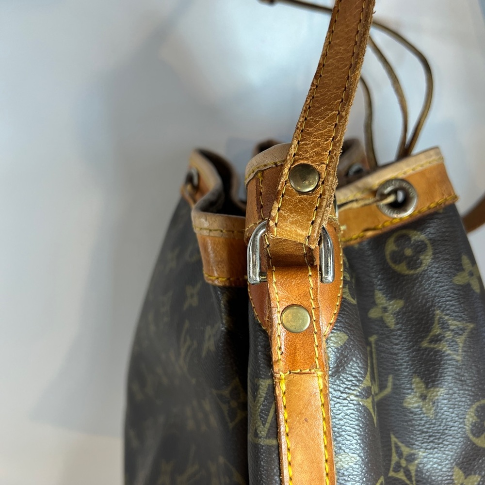 VTG Louis Vuitton Brown Monogram Bucket Bag - Picture 12 of 15